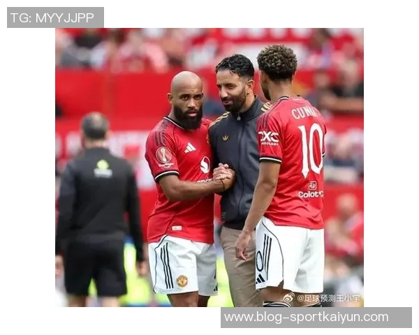 曼联转变阵型为433备战非洲杯姆伯莫等球员缺席